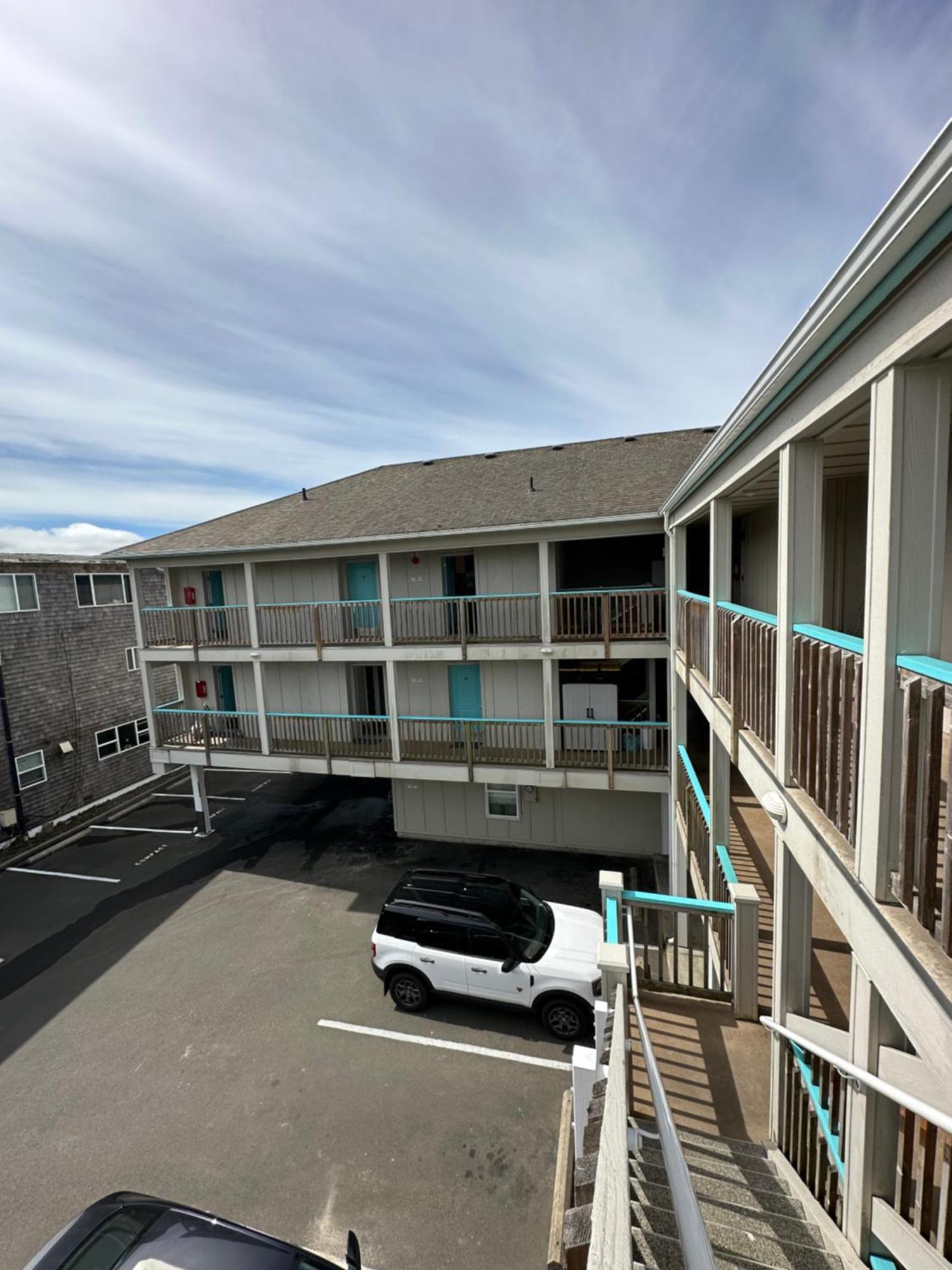 Inn At The Shore Seaside Bagian luar foto