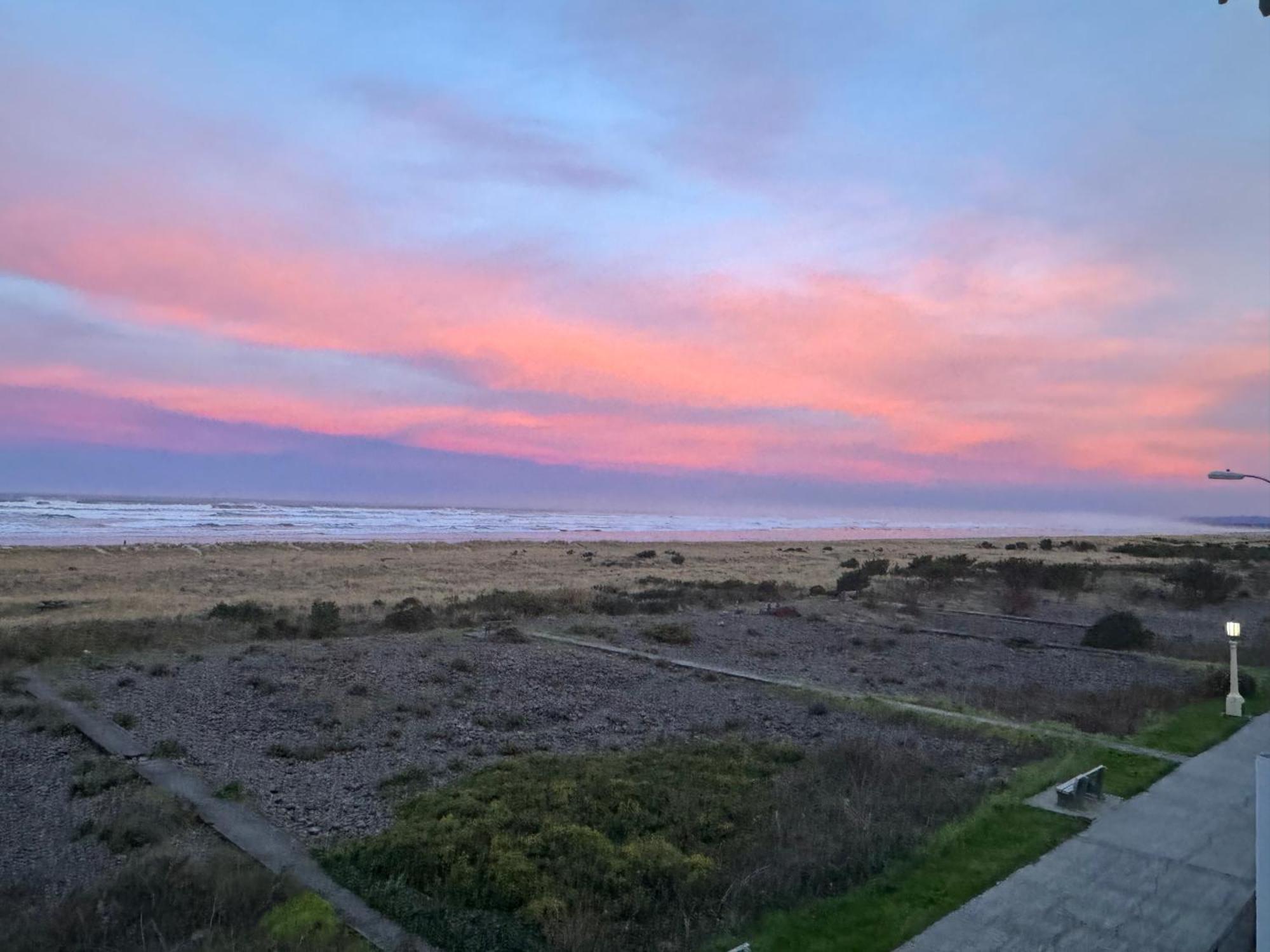 Inn At The Shore Seaside Bagian luar foto