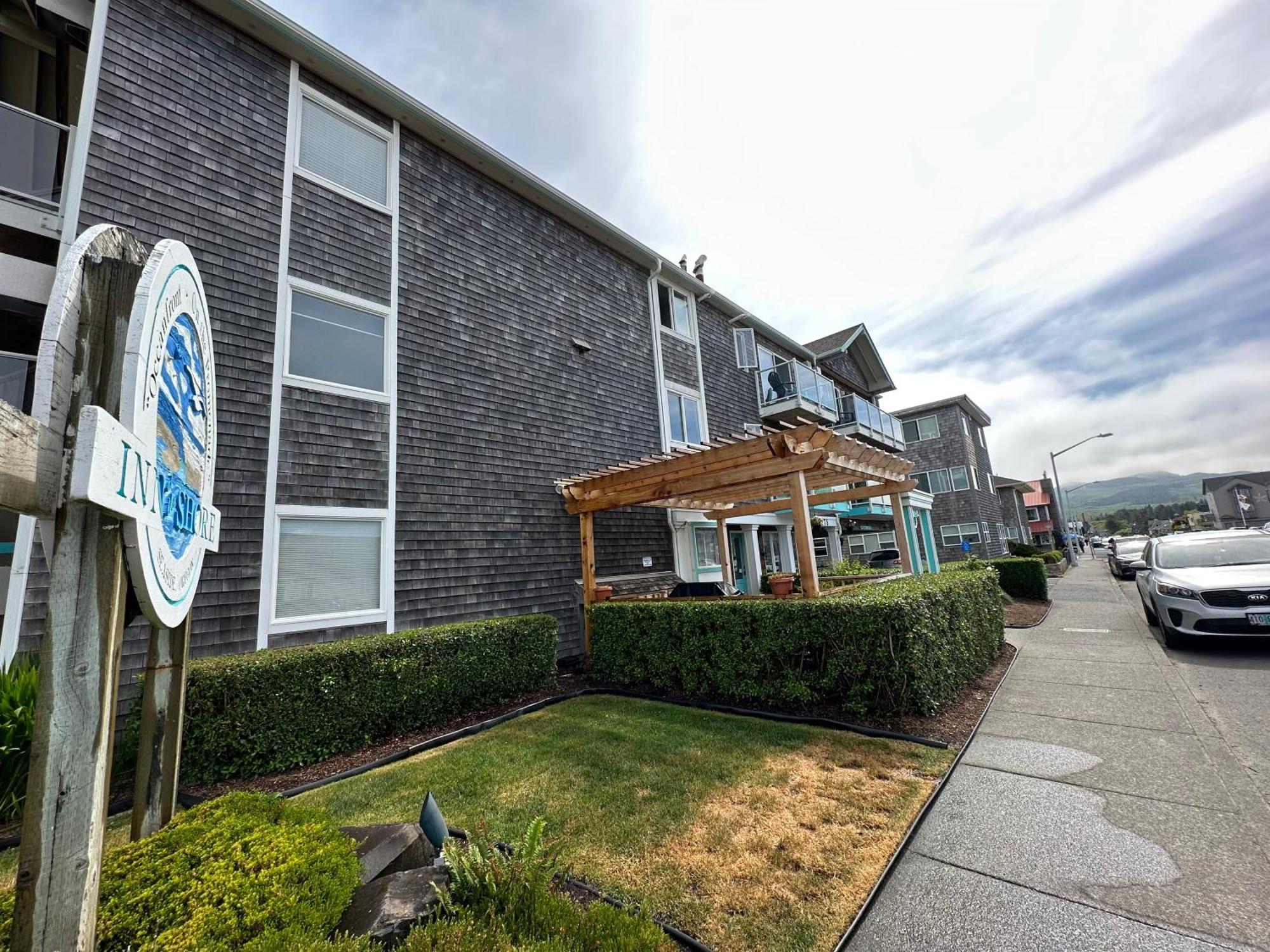 Inn At The Shore Seaside Bagian luar foto