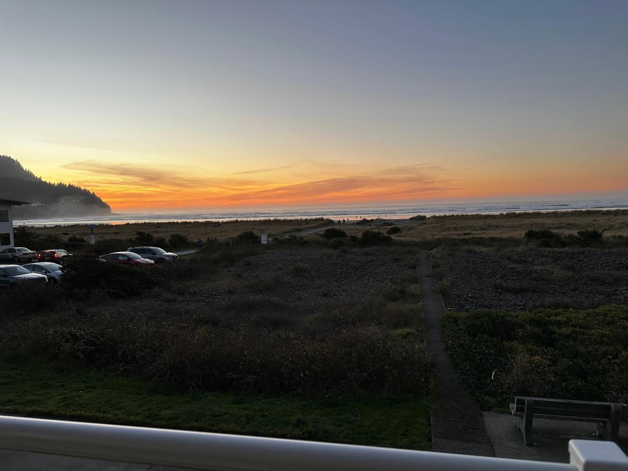 Inn At The Shore Seaside Bagian luar foto