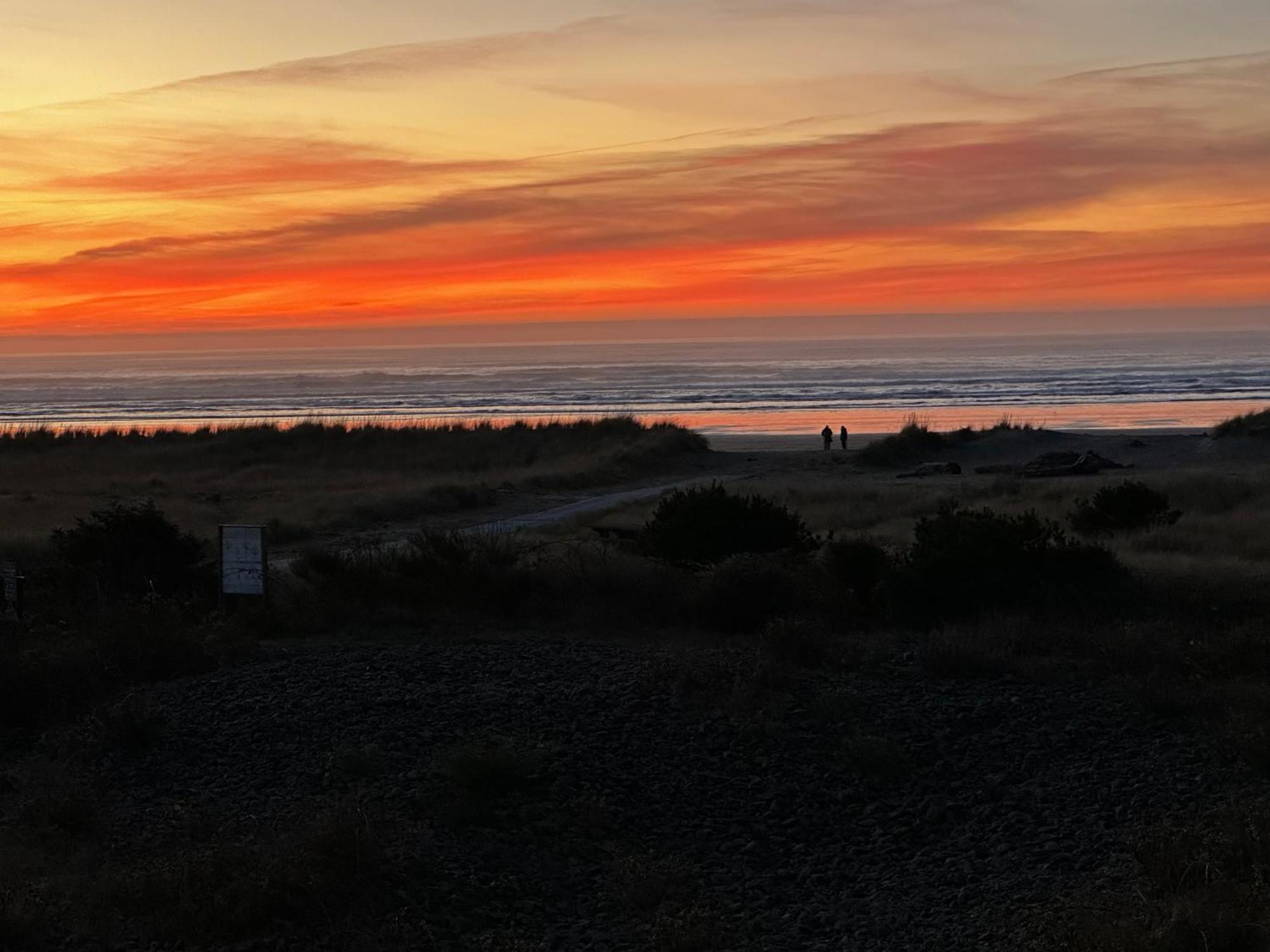 Inn At The Shore Seaside Bagian luar foto